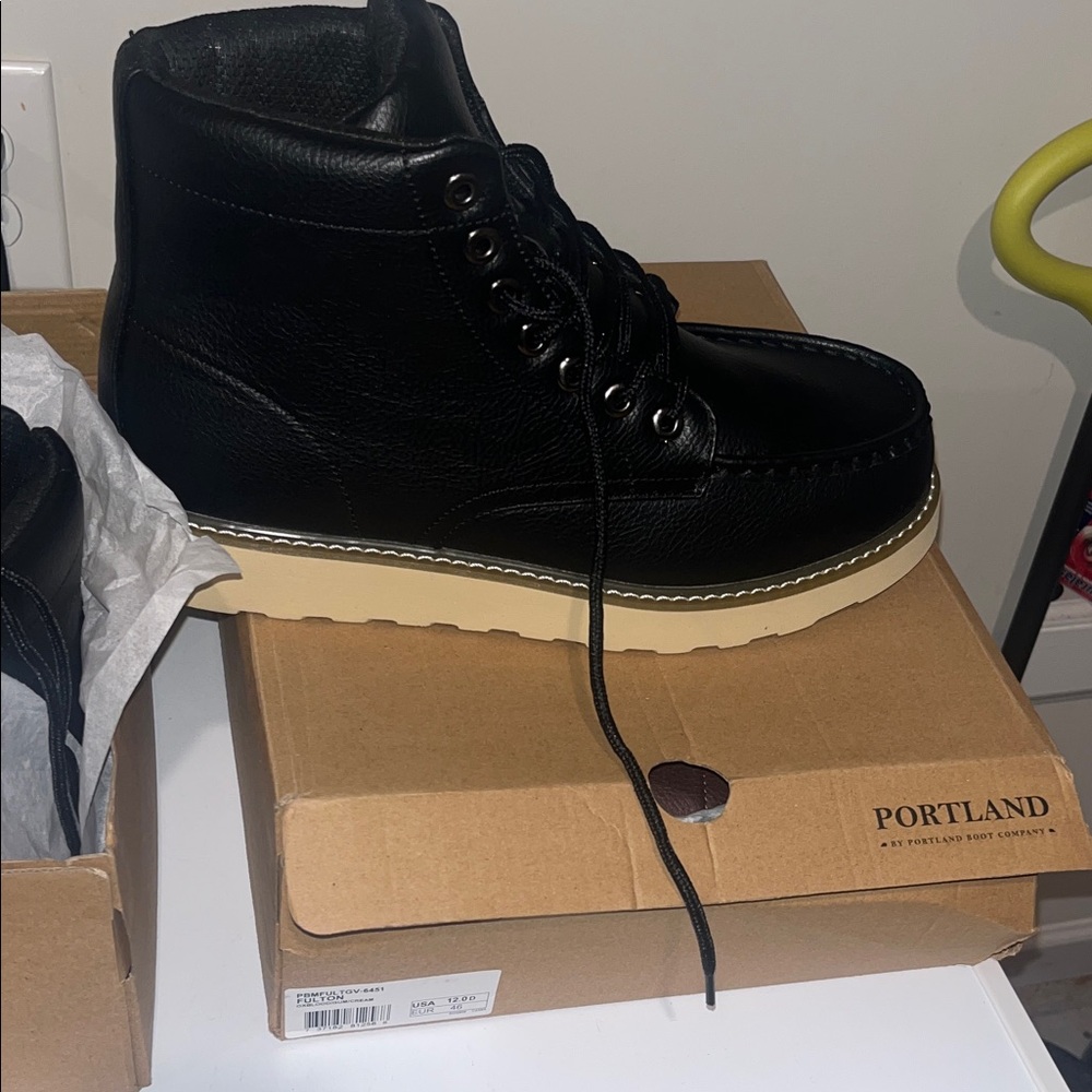 Portland Black Leather Men's Boots